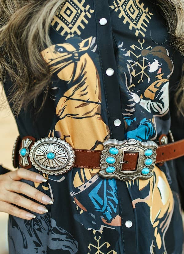 Leather Oval Ribbon Turquoise Stone Concho Belt