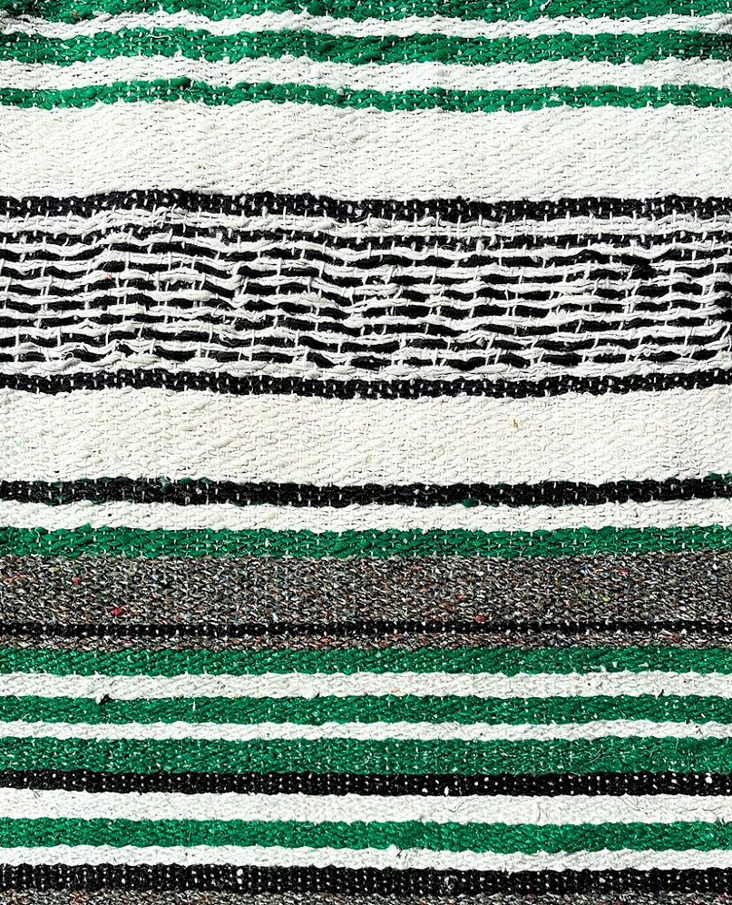 Economy Falsa Blanket