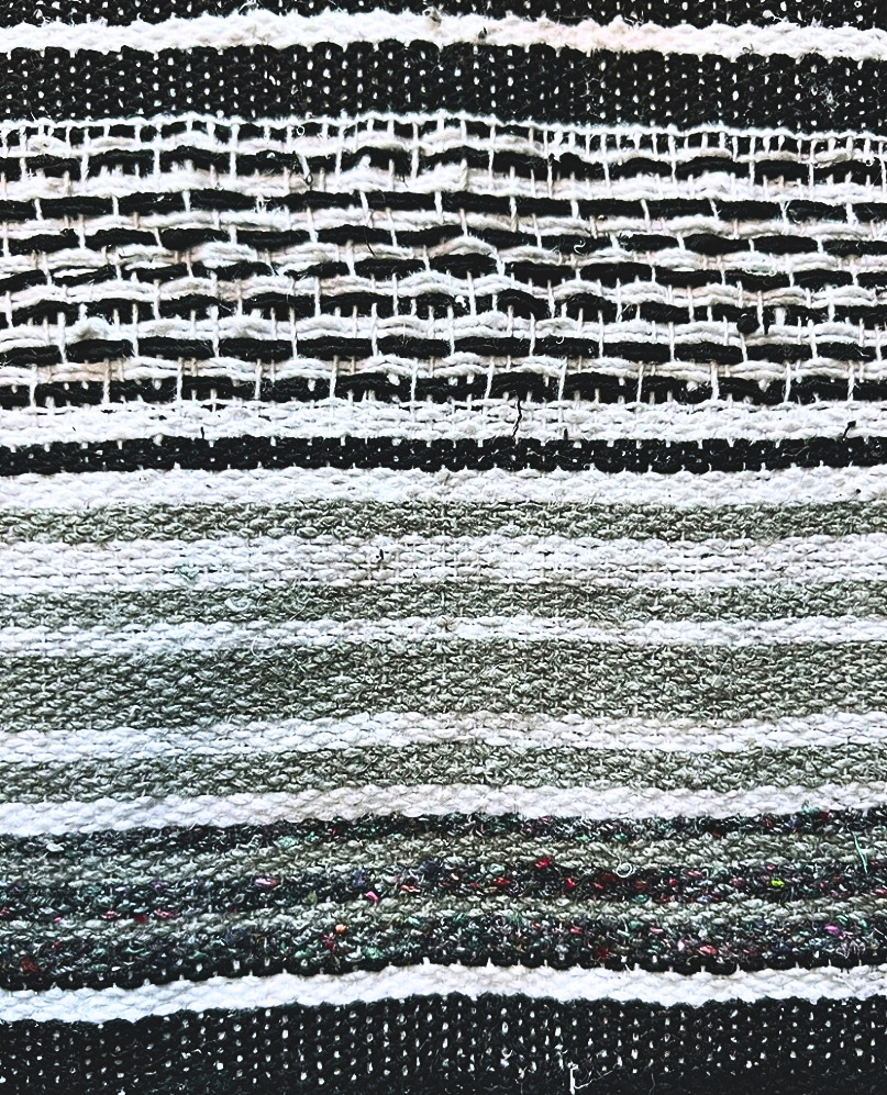 Economy Falsa Blanket