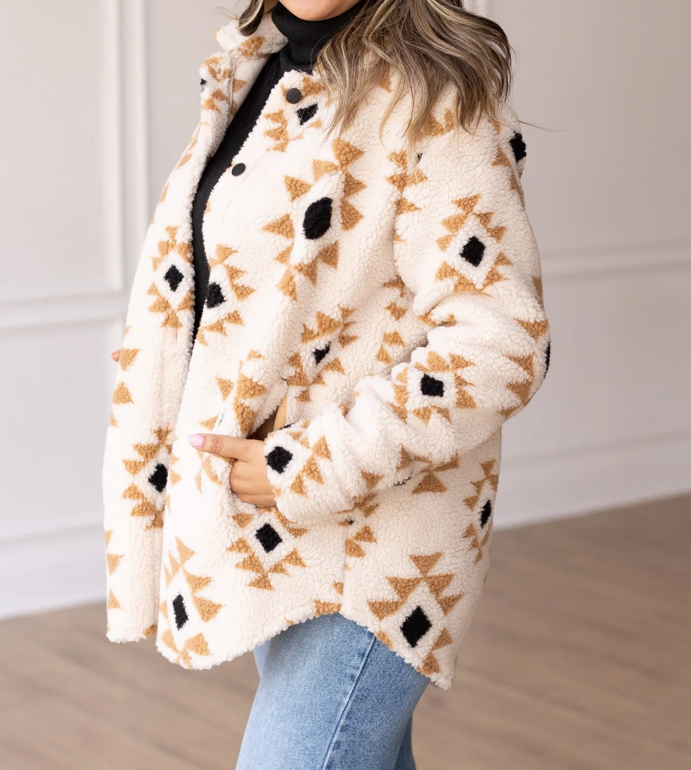 Women's Aztec Pattern Button Down Sherpa Jacket
