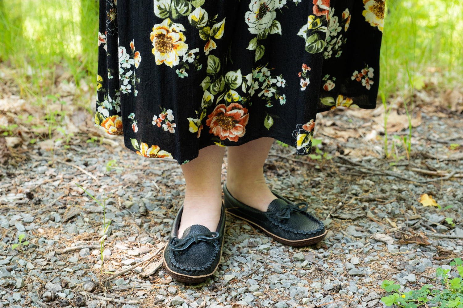 Women's Earthing Moccasins Moose Hide