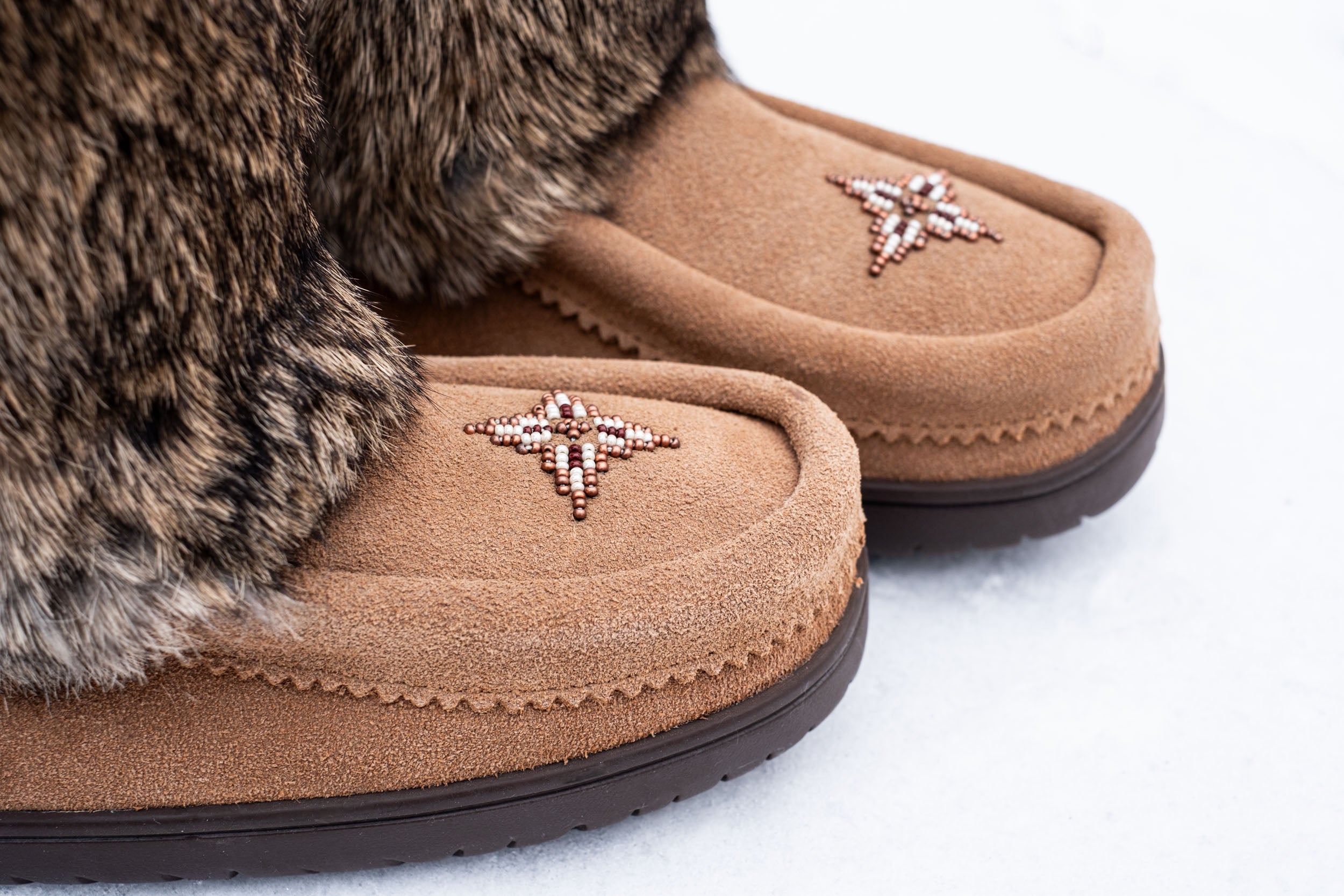 Women's Snowy Owl Waterproof Mid-Calf Mukluk Boots