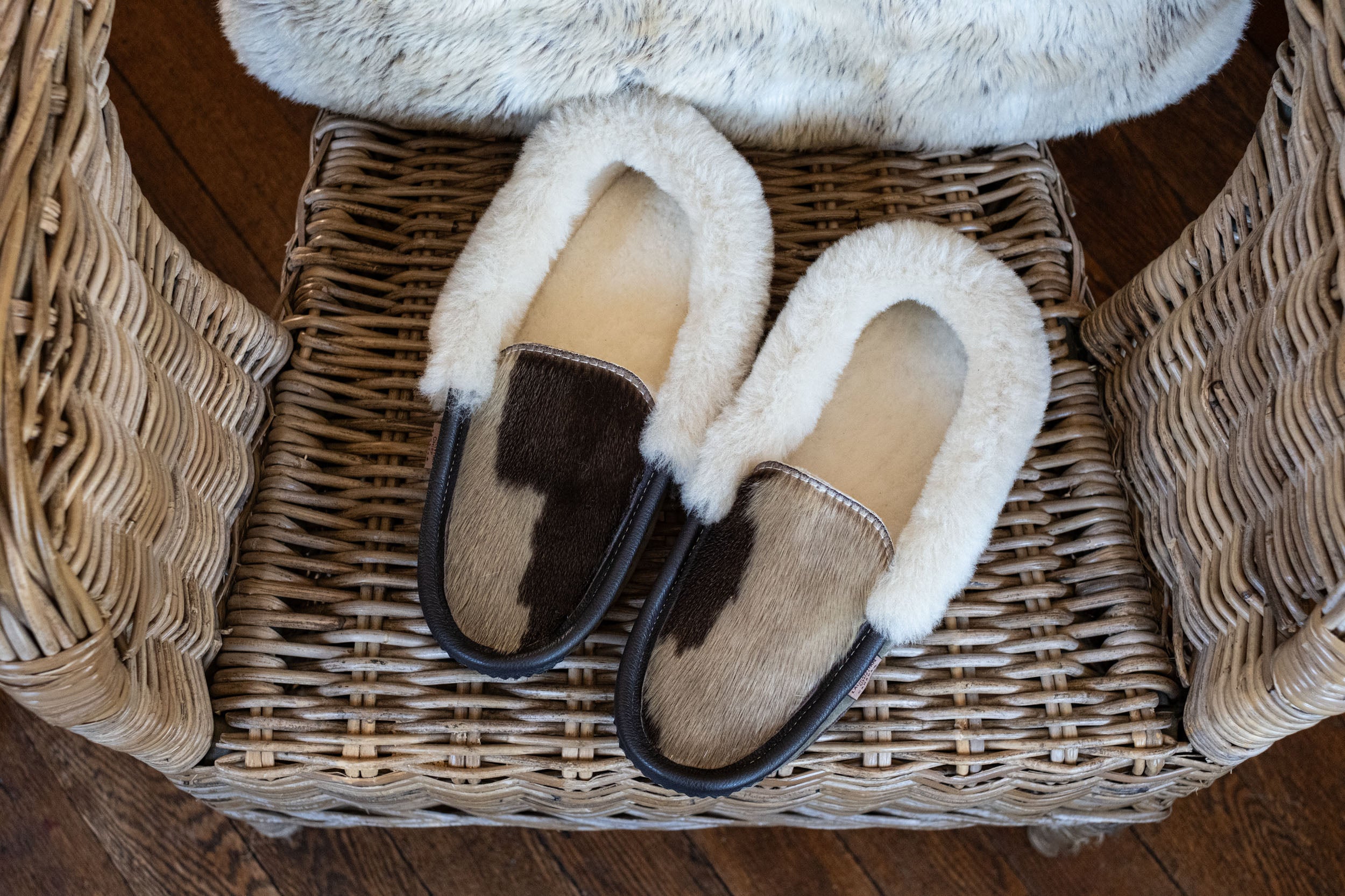 Men's Sealskin Vamp Sheepskin Moccasins (Limited Edition)