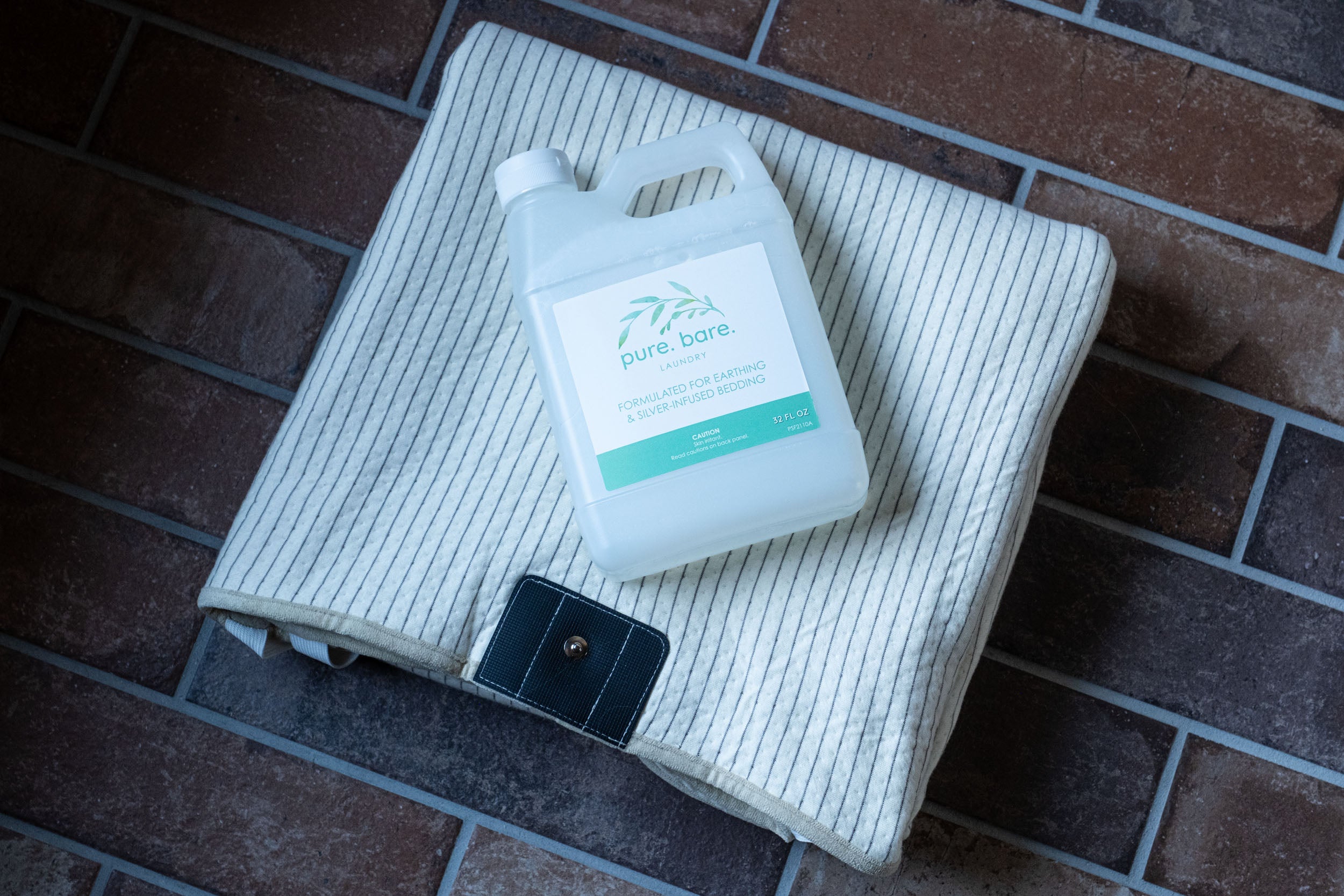 pure. bare. Silver-Safe Earthing Laundry Detergent