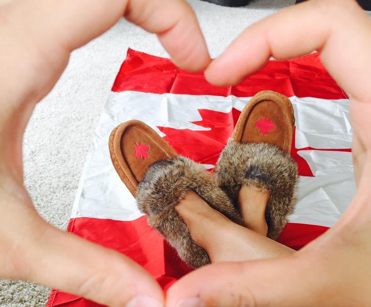 Women's Rabbit Fur Maple Leaf Moccasins