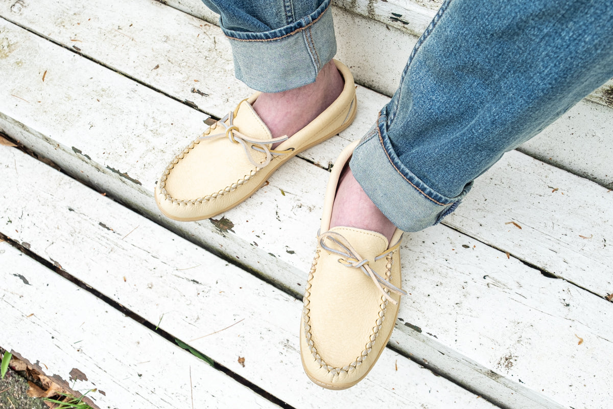 Men's Caribou Hide Leather Moccasin Shoes