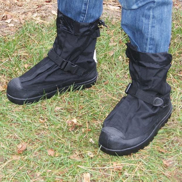 Voyager Mid Overshoes