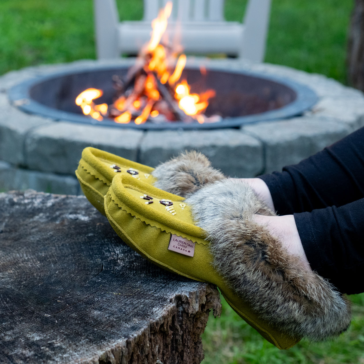 Women's Rabbit Fur Moccasins (Limited Edition Green)