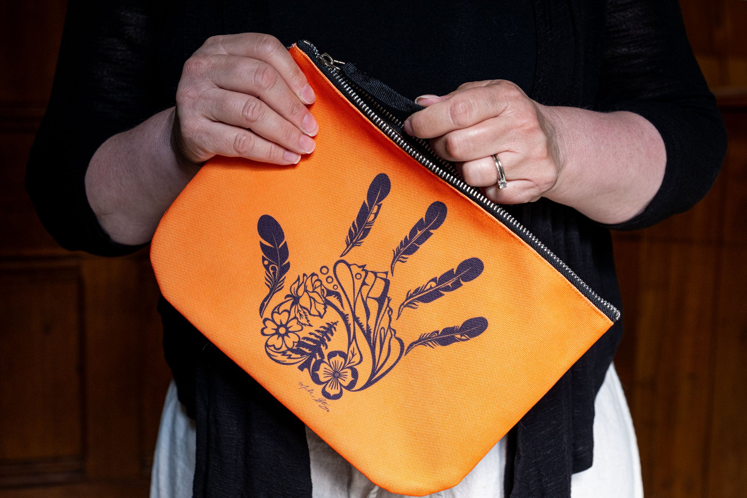 Indigenous Art Gitxsan Hand Zip Pouch