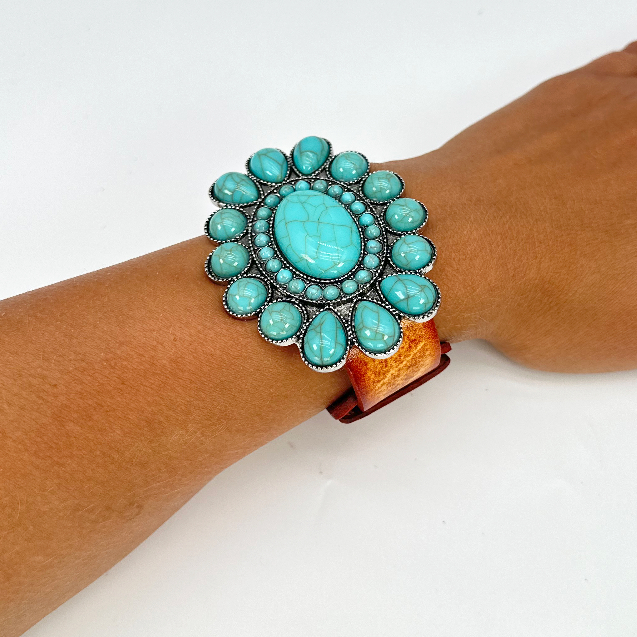 Western Statement Leather Adjustable Strap Bracelet